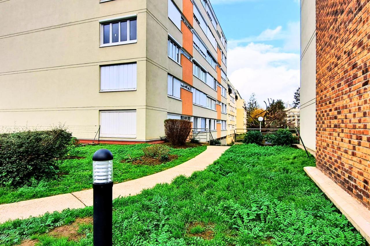 Escale De L'Yvette - 50M2 Cosy, Balcony & Parking Longjumeau Exterior foto
